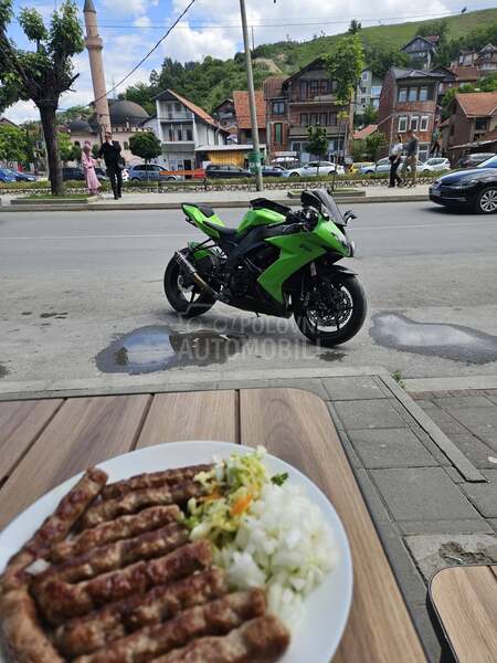 Kawasaki ninja zx10r