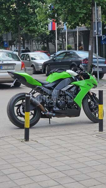 Kawasaki ninja zx10r
