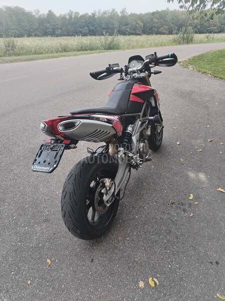 Aprilia Dorsoduro