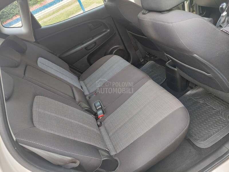Kia Venga 1.6 Suisseline
