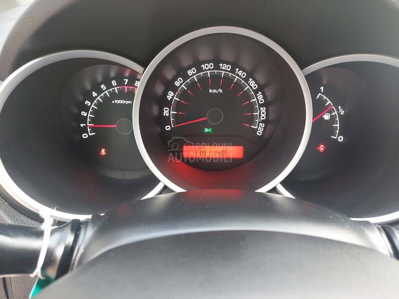 Kia Venga 1.6 Suisseline