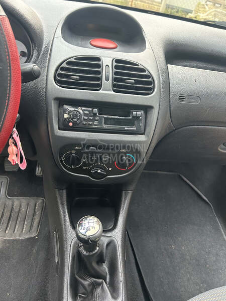 Peugeot 206 