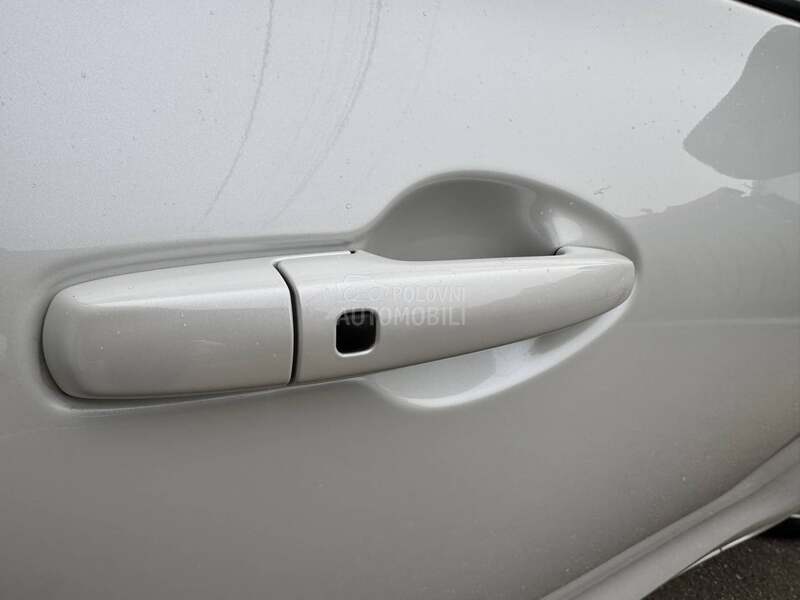 Suzuki Swift WHITE Perl MATIK CH