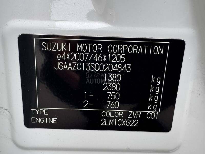 Suzuki Swift WHITE Perl MATIK CH