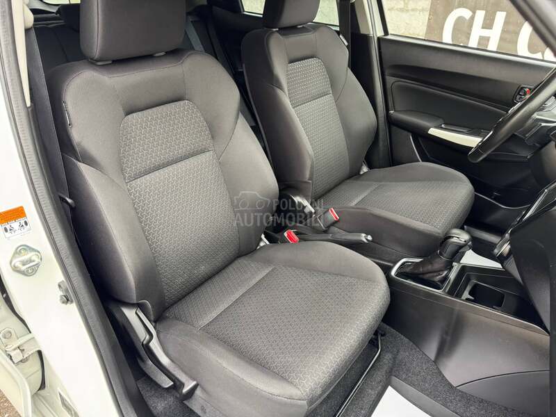Suzuki Swift WHITE Perl MATIK CH