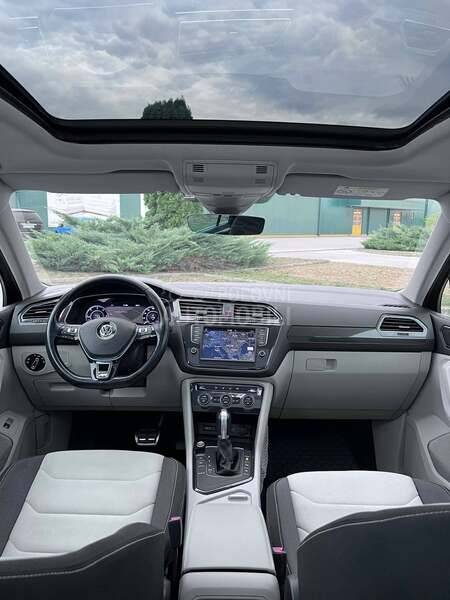 Volkswagen Tiguan LED/PANO/VIRTUAL