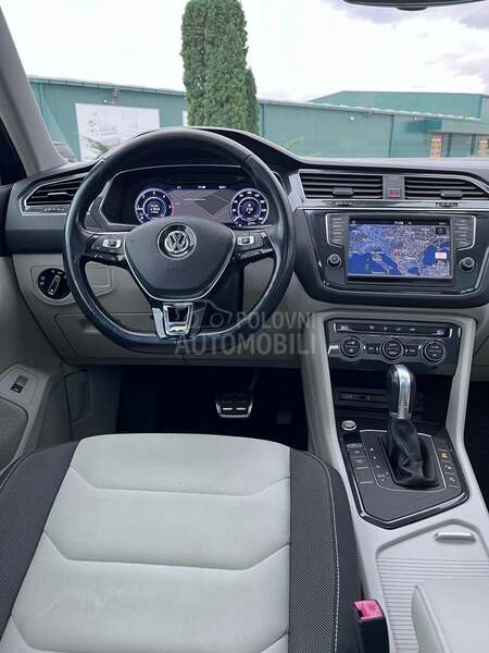 Volkswagen Tiguan LED/PANO/VIRTUAL