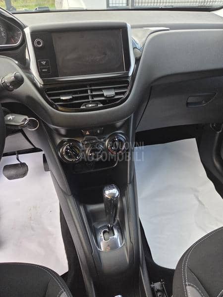 Peugeot 208 1.4hdi aut