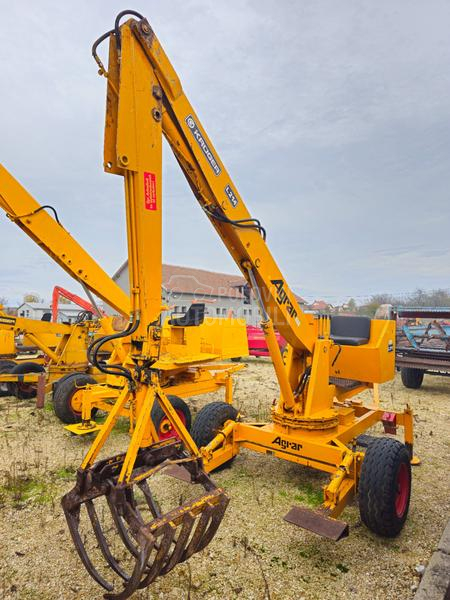 Grajfer UTOVARIVAČ ZA STAJNJAK