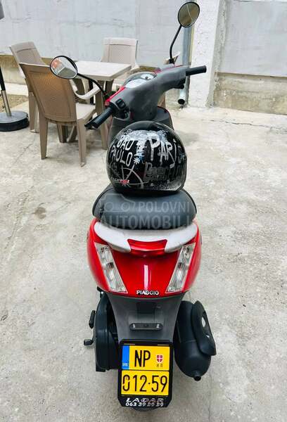 Piaggio zip