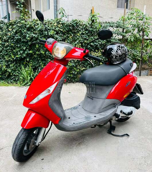 Piaggio zip