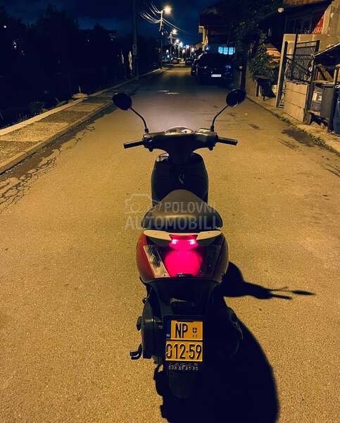 Piaggio zip