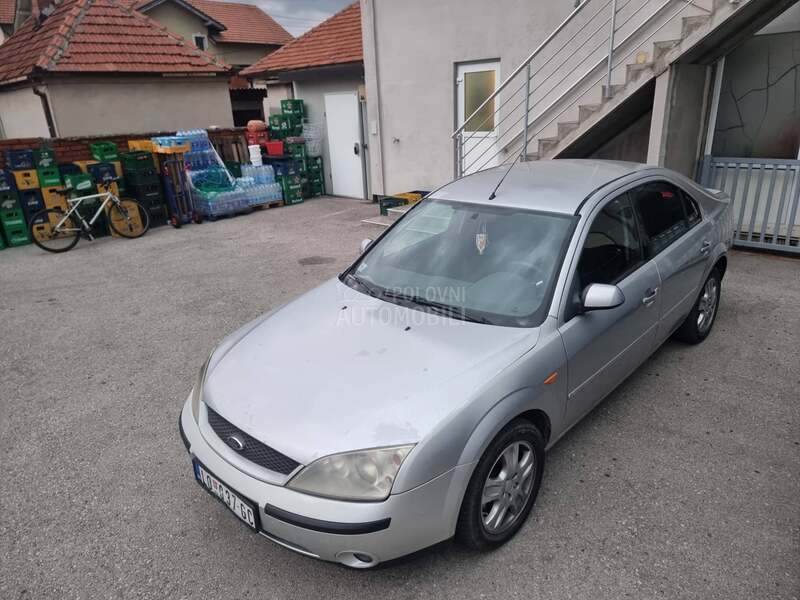 Ford Mondeo GHIA