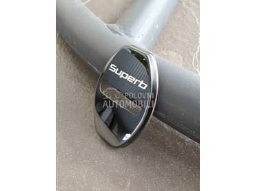 Superb crni poklopci brava 2 za Škoda Superb