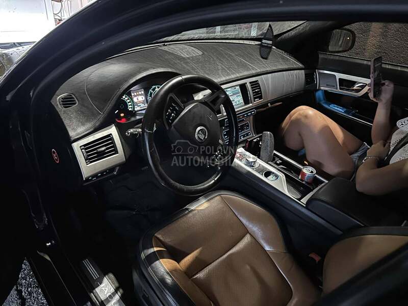 Jaguar XF Luksuz