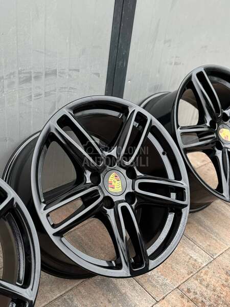 Aluminijumske felne ORIG PANAMERA black 19" 5 x 130