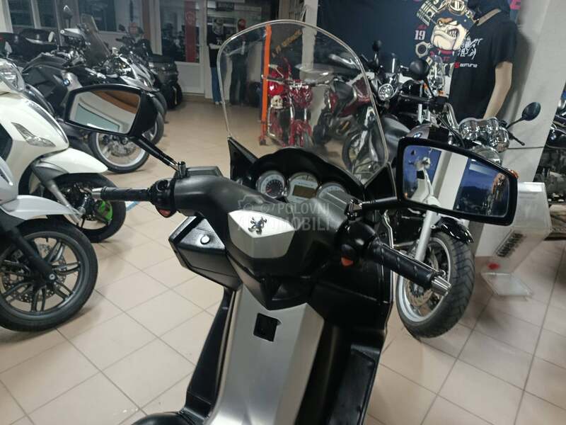 Peugeot Satelis