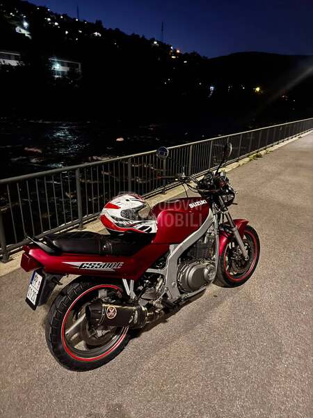 Suzuki gs 500