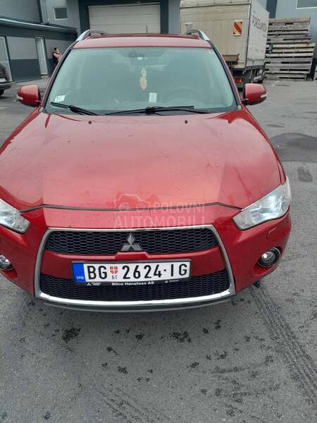 Mitsubishi Outlander 
