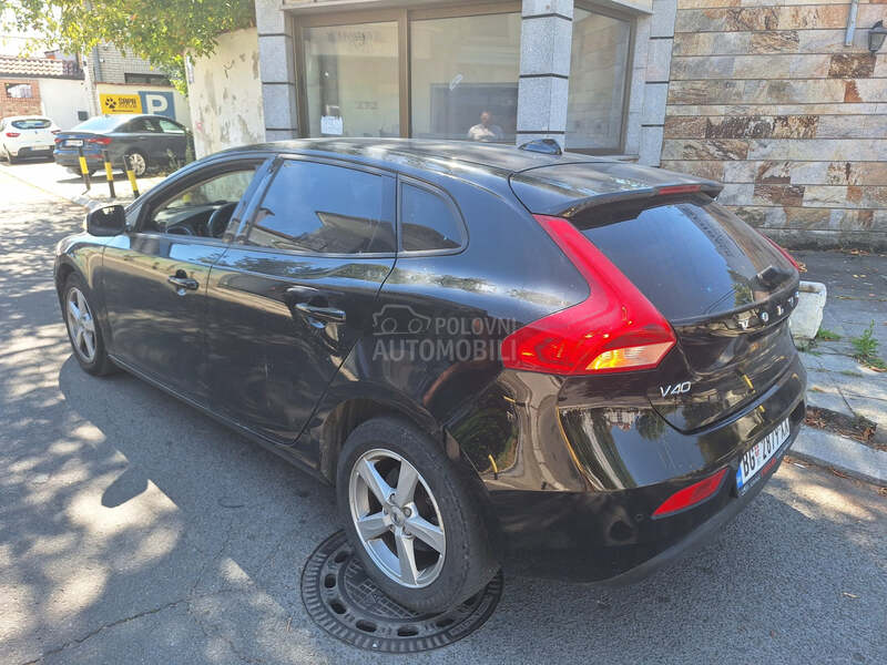 Volvo V40 2.0 D R-Design Aut