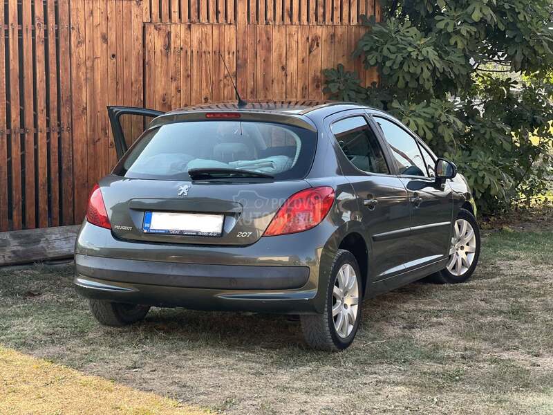 Peugeot 207 