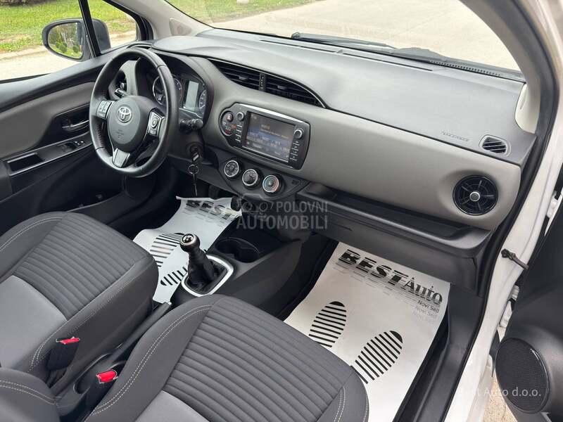 Toyota Yaris 1.0 vvt-i
