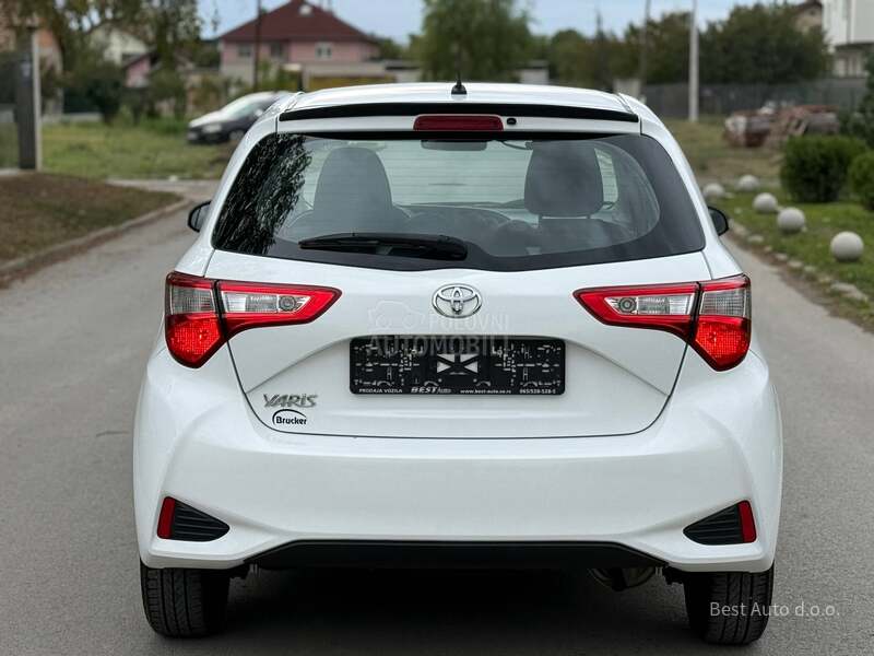 Toyota Yaris 1.0 vvt-i