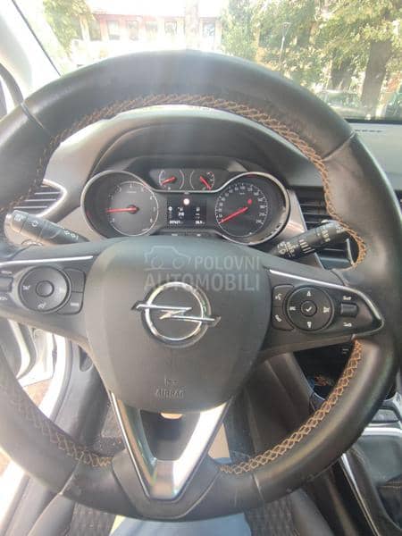Opel Crossland X  1.5D