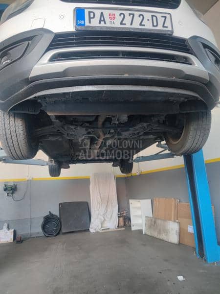 Opel Crossland X  1.5D