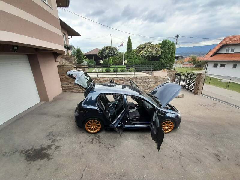 Volkswagen Golf 6 2,0 CH /R/ DSG FUUL
