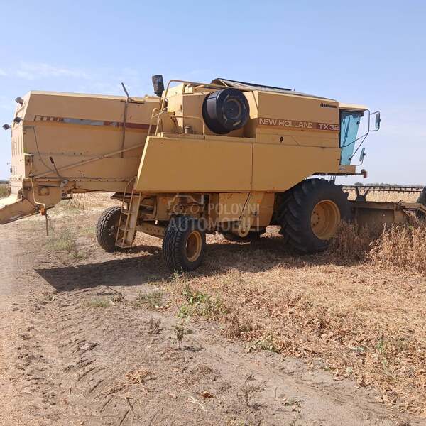 New Holland Tx32