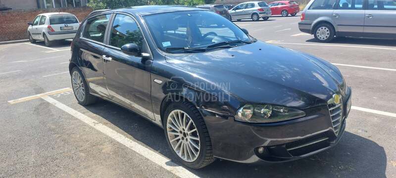 Alfa Romeo 147 1.6 Twin Spark