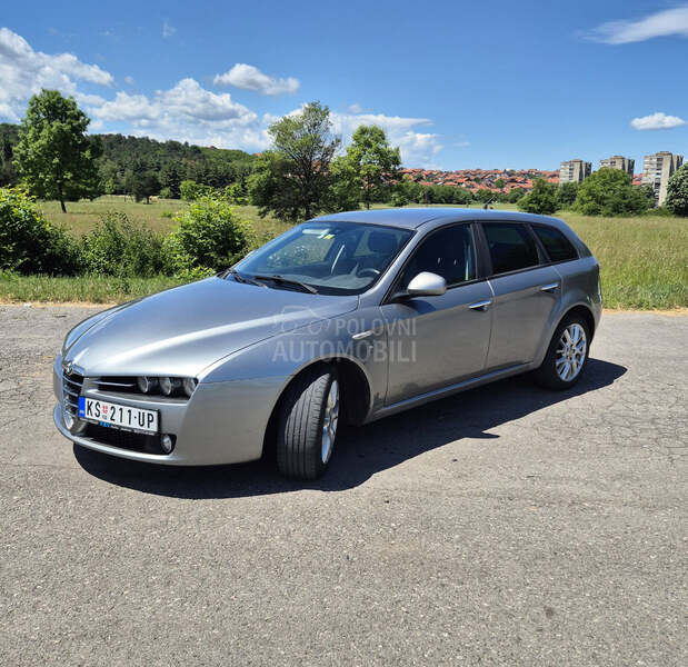 Alfa Romeo 159 