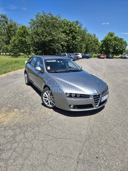 Alfa Romeo 159 