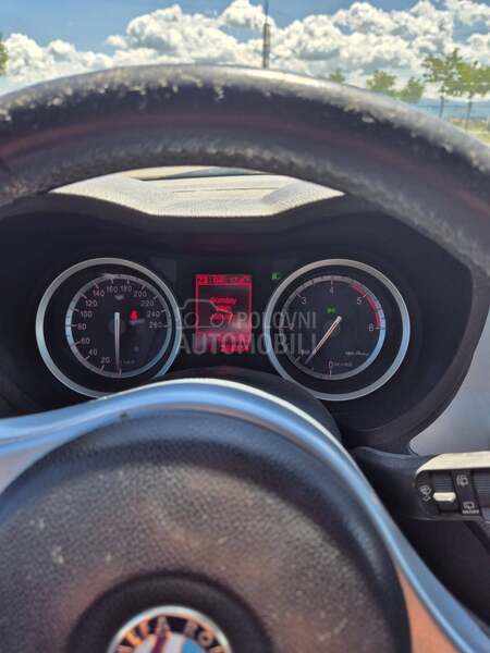 Alfa Romeo 159 