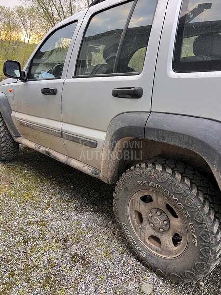 Jeep Liberty 2.8L CRD