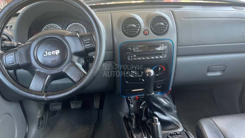 Jeep Liberty 2.8L CRD