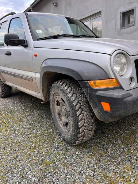 Jeep Liberty 2.8L CRD