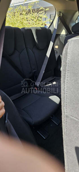 Kia Carens 1.7 CRDi 16V
