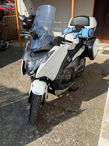 Honda Integra NC 750 D