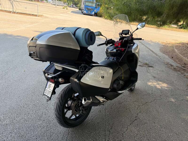 Honda Integra NC 750 D