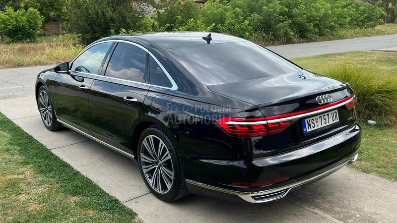 Audi A8 6.0TFSIe  3xS-LINE