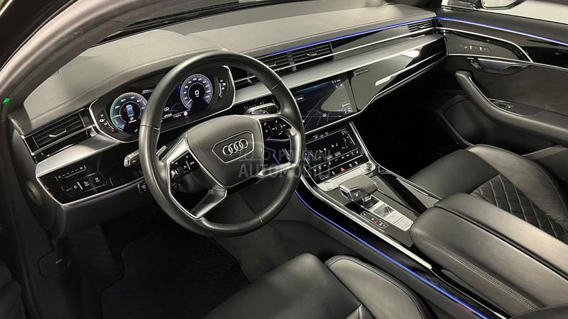 Audi A8 6.0TFSIe  3xS-LINE