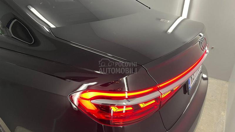 Audi A8 6.0TFSIe  3xS-LINE
