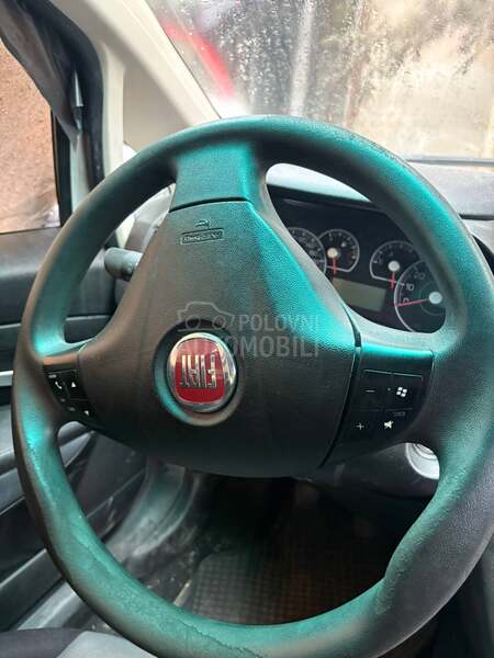Delovi za Fiat Grande Punto 1,3 2007. god.