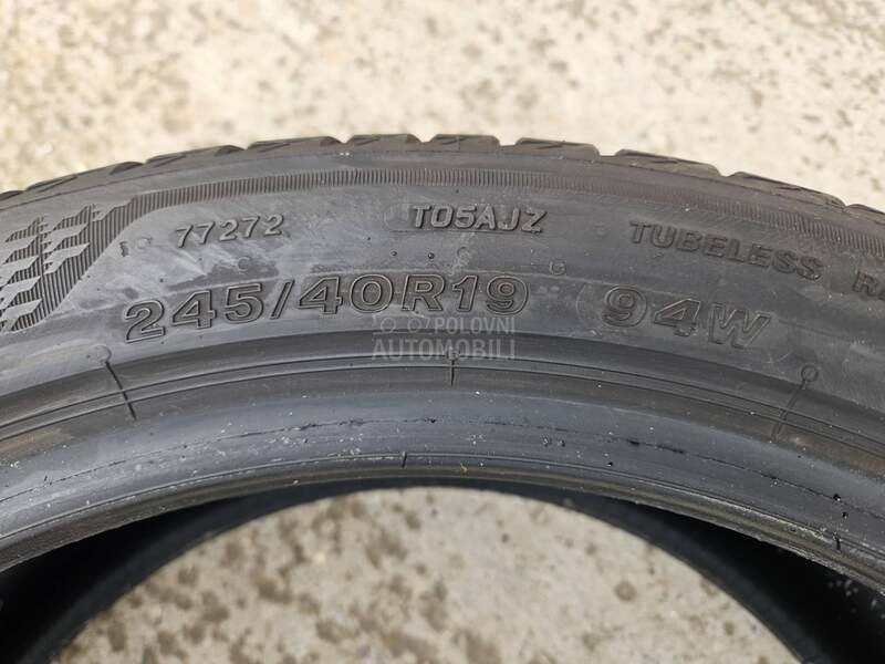 Bridgestone 245/40 R18 Letnja