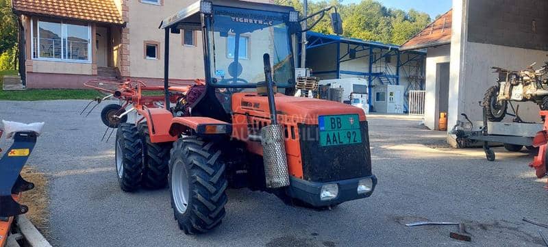 Antonio Carraro 5500