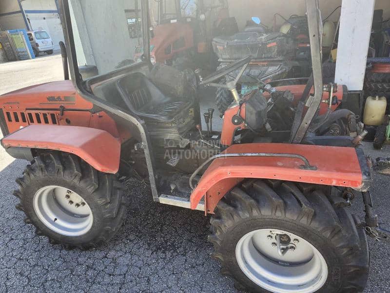 Antonio Carraro 5500