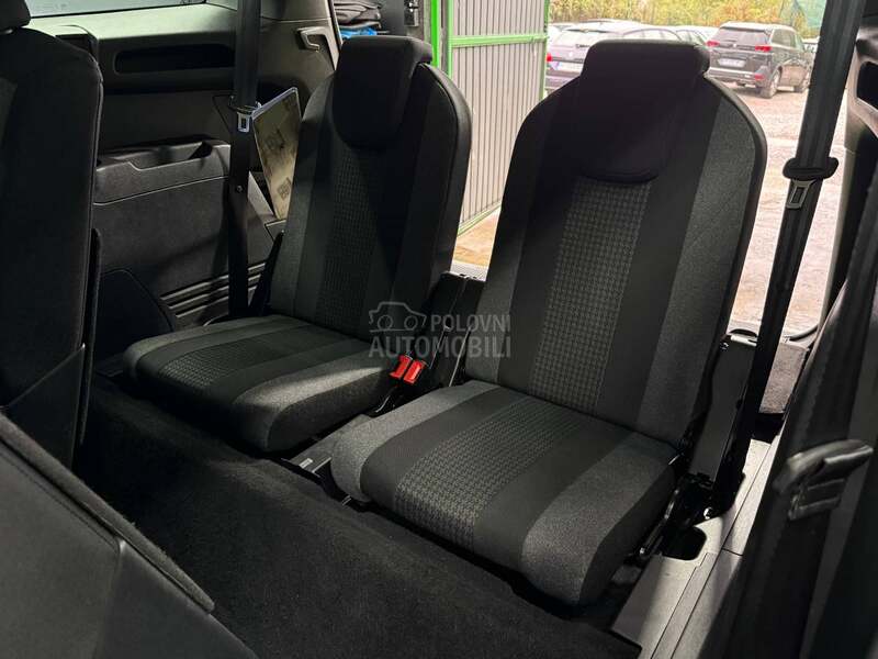 Peugeot 5008 1.2B/KA0 N0V