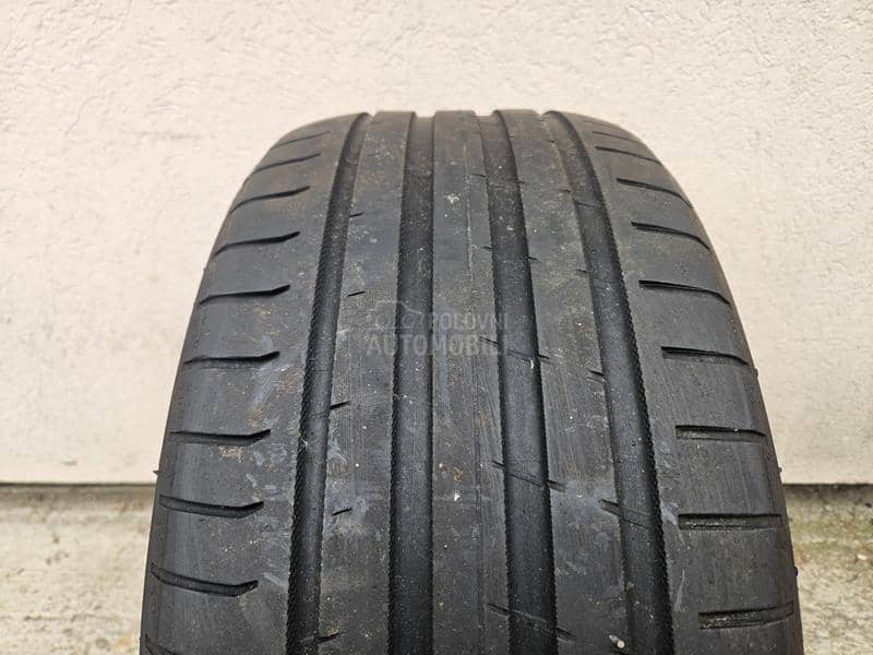 Nokian 245/45 R18 Letnja